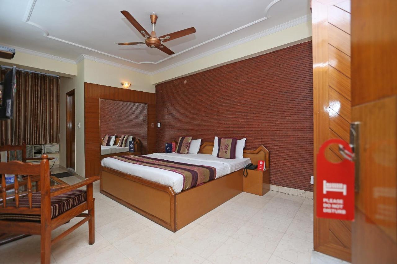 Oyo Flagship 9554 Hotel Grand Plaza Faridabad Exterior foto