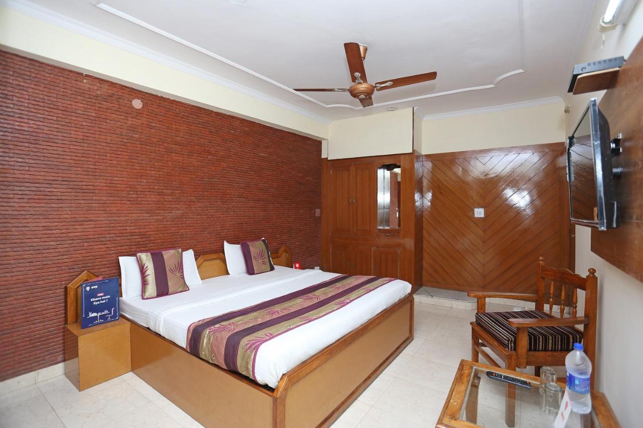 Oyo Flagship 9554 Hotel Grand Plaza Faridabad Exterior foto