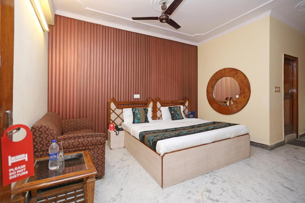 Oyo Flagship 9554 Hotel Grand Plaza Faridabad Exterior foto